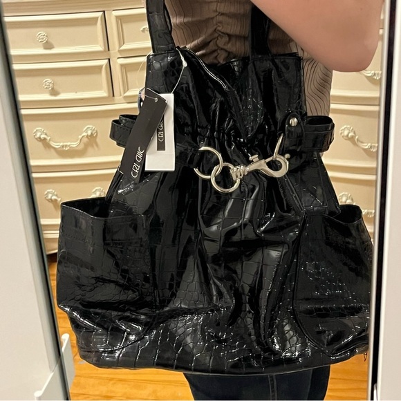 C’est chic leather black satchel bag - Picture 3 of 5